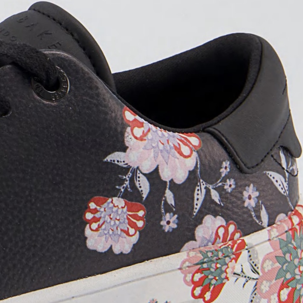 Ted Baker Aariah Sneakers Spiced Up Floral Trainers Shoes Flowers Lace Up - Picture 4 of 11